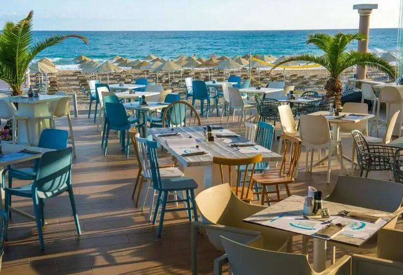 ホテル Odyssia Beach
