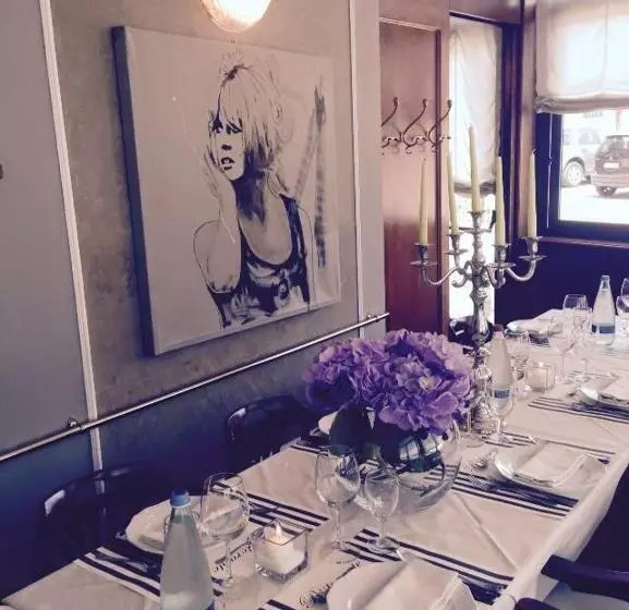 هتل Piero Della Francesca