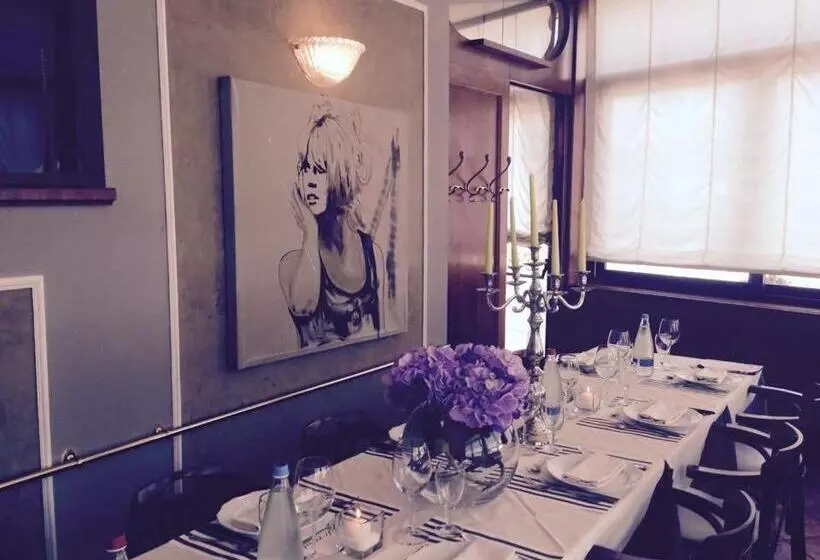 هتل Piero Della Francesca