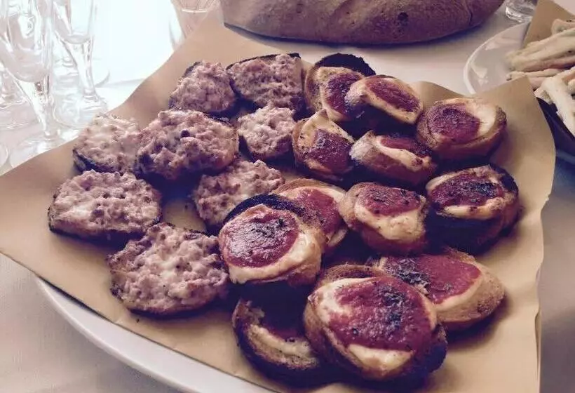 هتل Piero Della Francesca