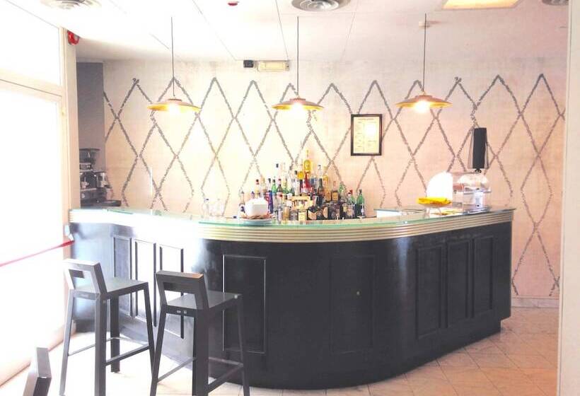 בית מלון כפרי Ristorante Cervo Malpensa