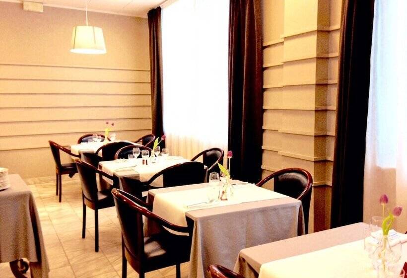בית מלון כפרי Ristorante Cervo Malpensa