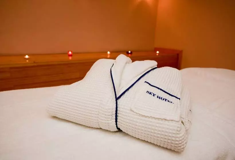 Sky Hotel Tirana