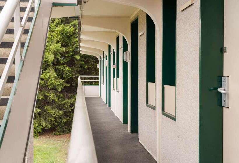 Отель Premiere Classe Rouen Sud Oissel