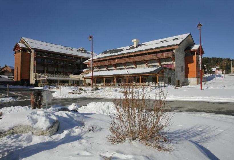 레지던스 La Pradella