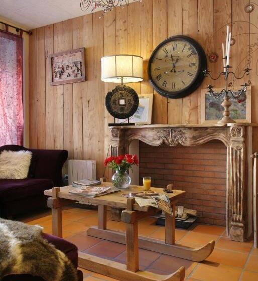 레지던스 La Pradella