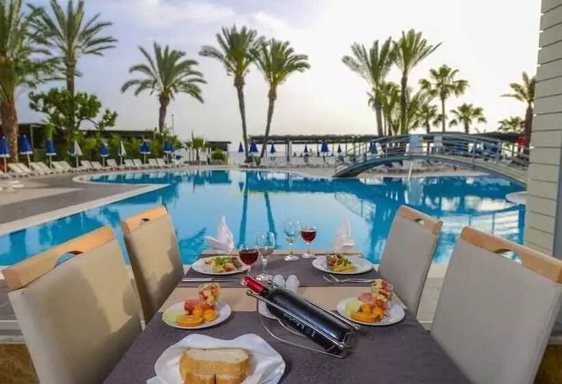 Sandy Beach Hotel   All Inclusive