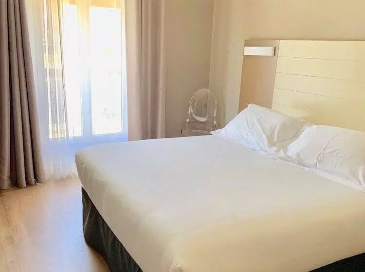 בית מלון כפרי Amiraute