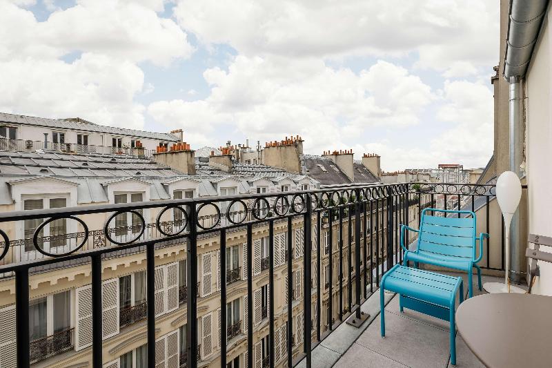 هتل Arc De Triomphe