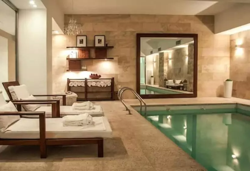 فندق Awwa Suites & Spa