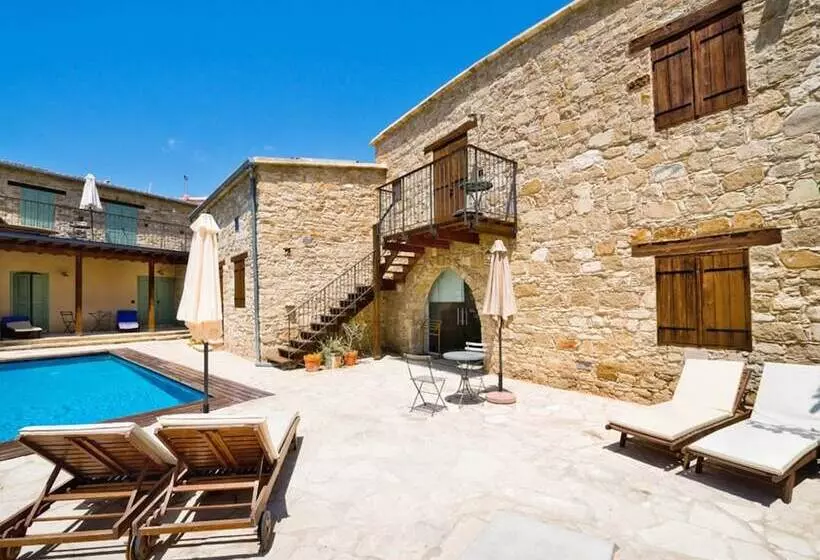 Hotel Evkarpos Country House