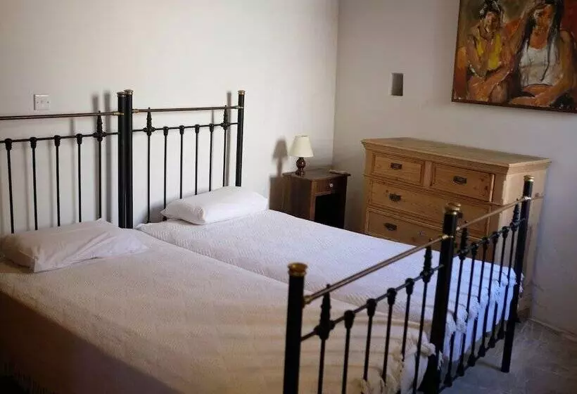 Hotel Evkarpos Country House