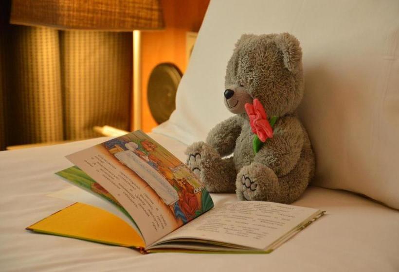 בית מלון כפרי Holiday Inn Moscow  Tagansky , An Ihg