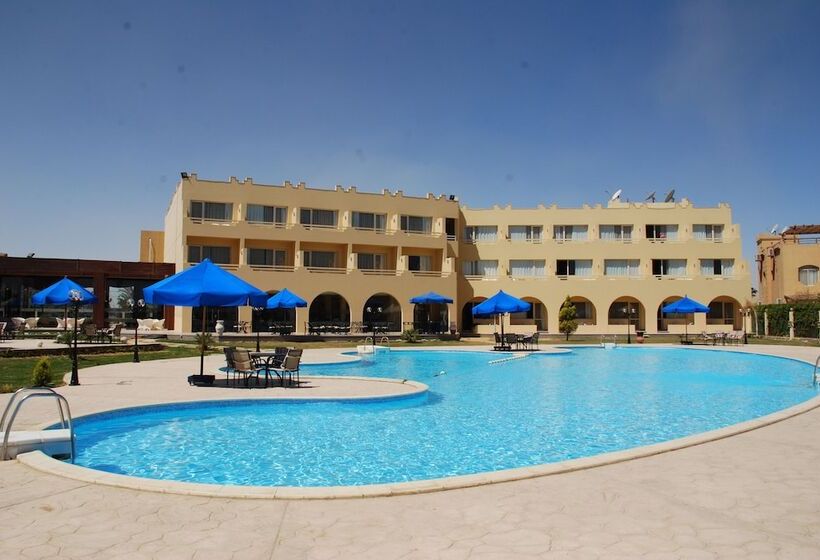هتل Horizon El Wadi