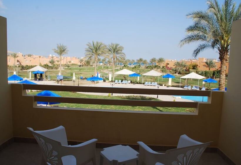 هتل Horizon El Wadi