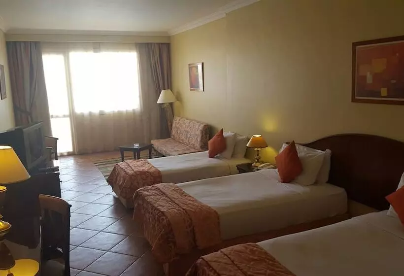 هتل Horizon El Wadi