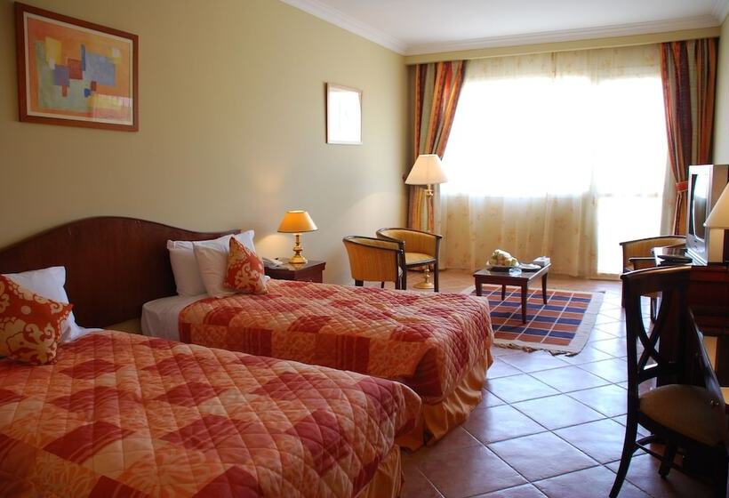 هتل Horizon El Wadi