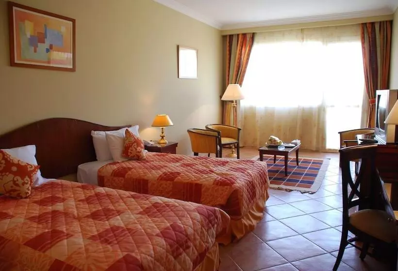 هتل Horizon El Wadi