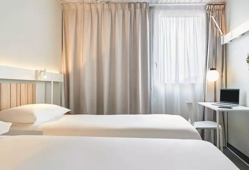 בית מלון כפרי Ibis Clamart Paris Velizy