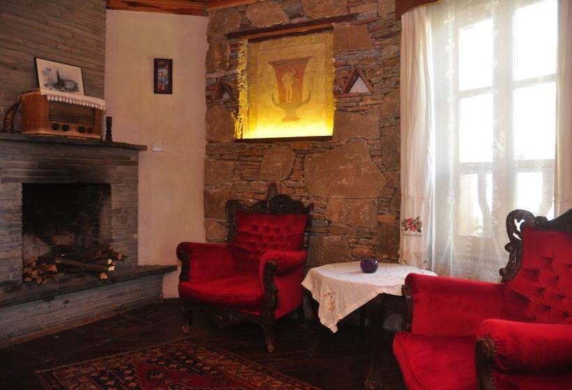 هتل Kirkinca Houses & Boutique