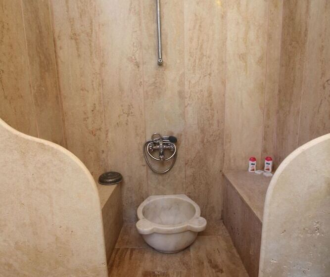 هتل Kirkinca Houses & Boutique