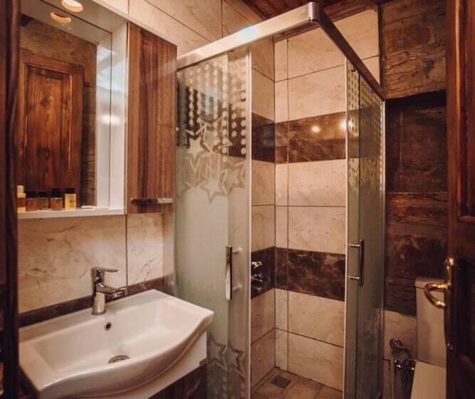 هتل Kirkinca Houses & Boutique