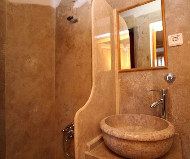 هتل Kirkinca Houses & Boutique