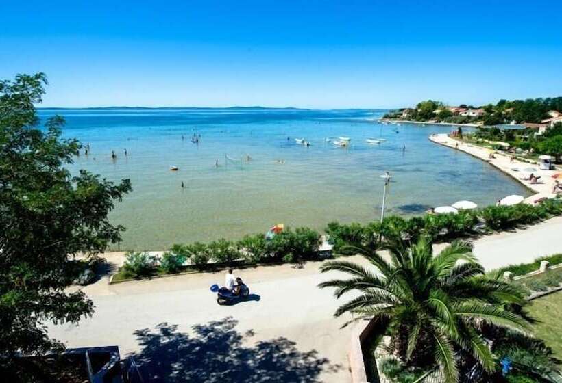 בית מלון כפרי Laguna