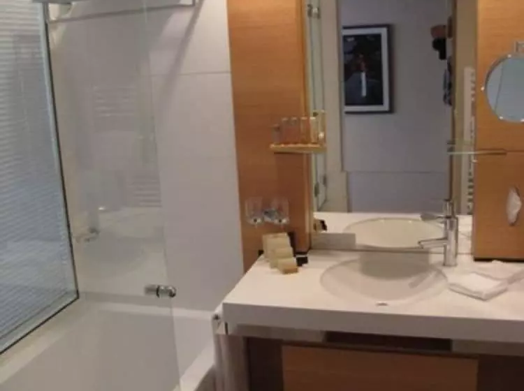 호텔 Le Churchill Hôtel & Spa