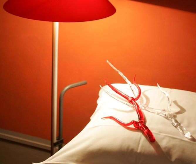 هتل N4u Guest House Florence