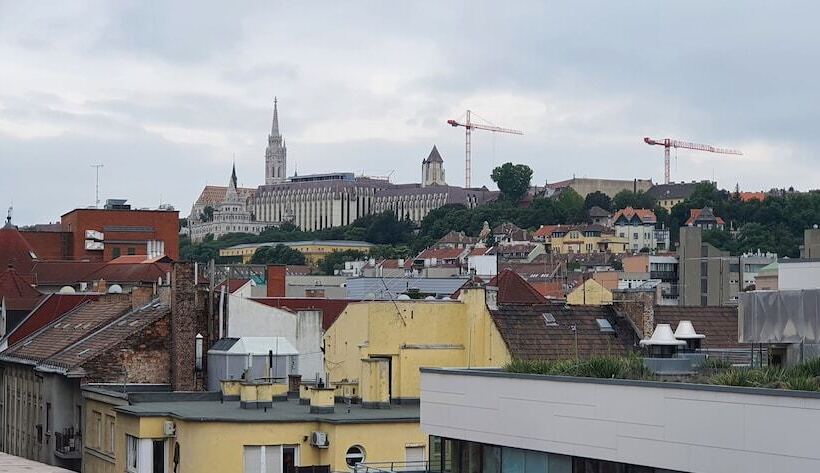 Hotel Regnum Residence