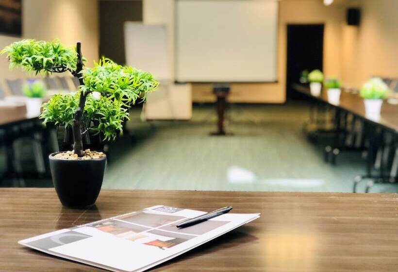 Hotel Regnum Residence