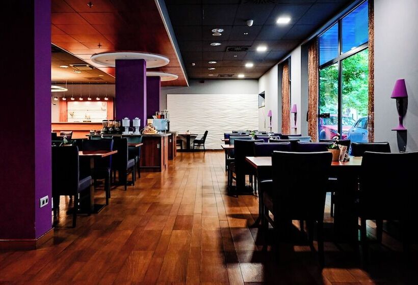 Hotel Regnum Residence