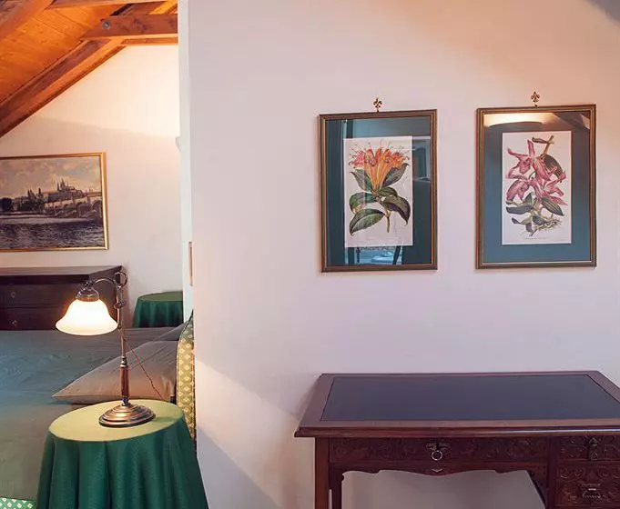 Отель Residence Jecna