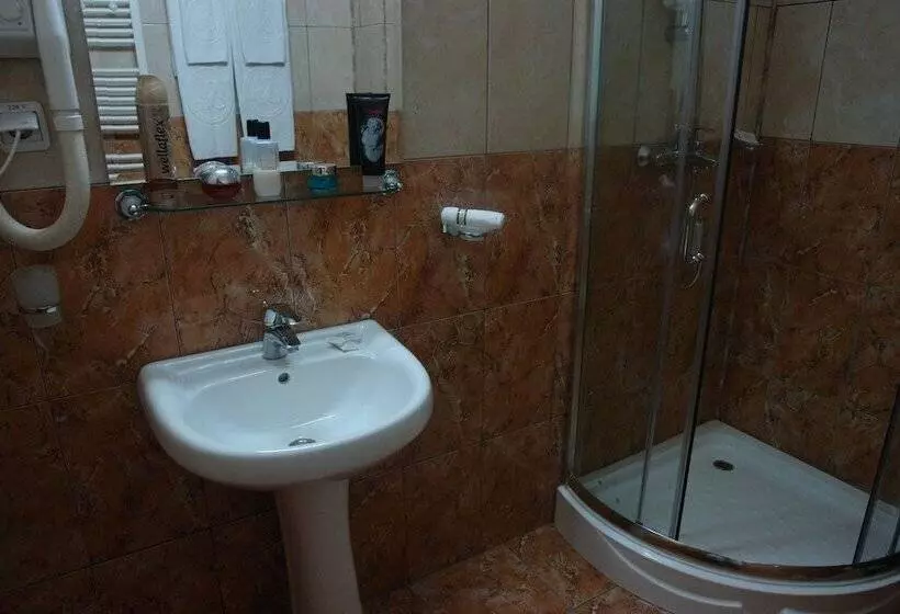 هتل Sir Colentina