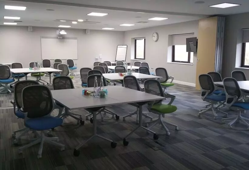 Staverton Park Hotel & Golf Club