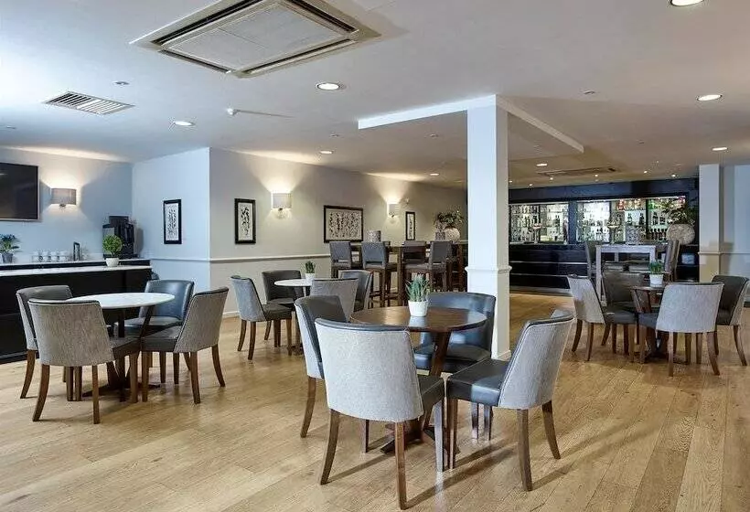 Staverton Park Hotel & Golf Club