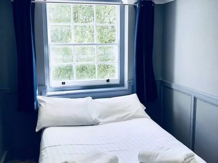 בית מלון כפרי The Excelsior