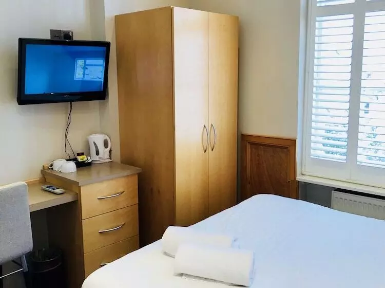 בית מלון כפרי The Excelsior