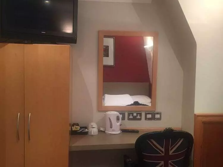 בית מלון כפרי The Excelsior