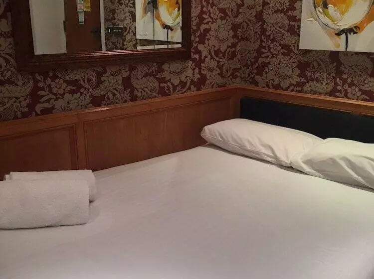 בית מלון כפרי The Excelsior