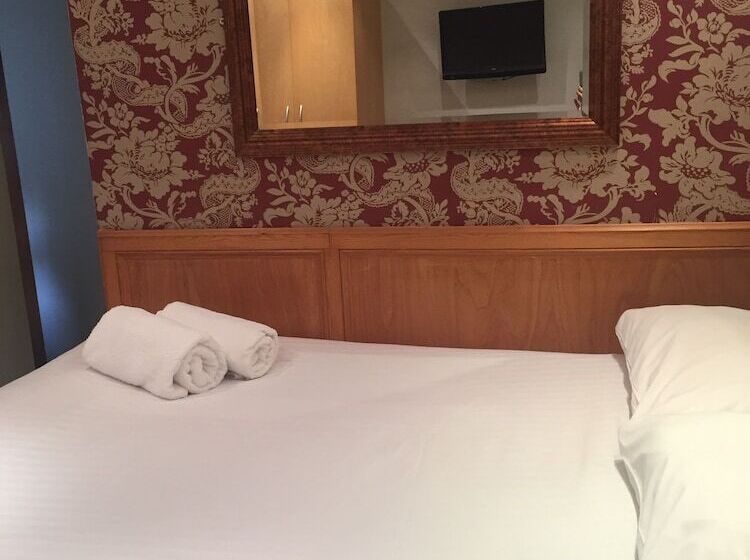 هتل The Excelsior