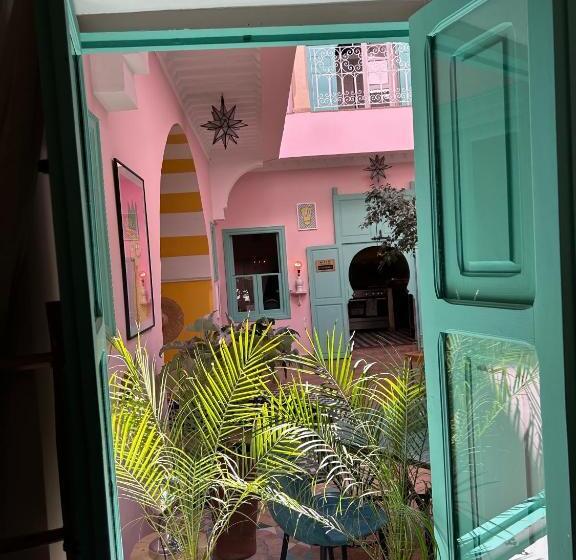 Riad Lauriers Blancs