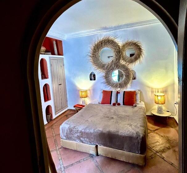 Riad Lauriers Blancs