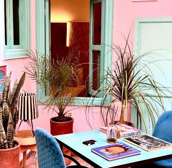 Riad Lauriers Blancs