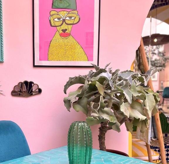 Riad Lauriers Blancs