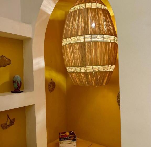 Riad Lauriers Blancs