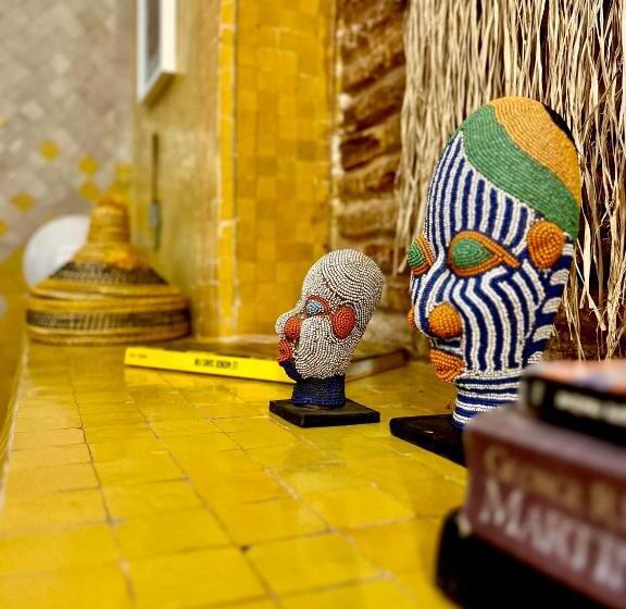 Riad Lauriers Blancs