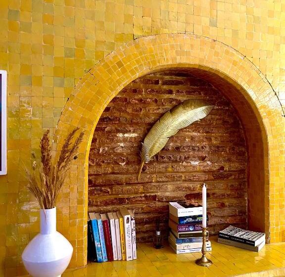 Riad Lauriers Blancs