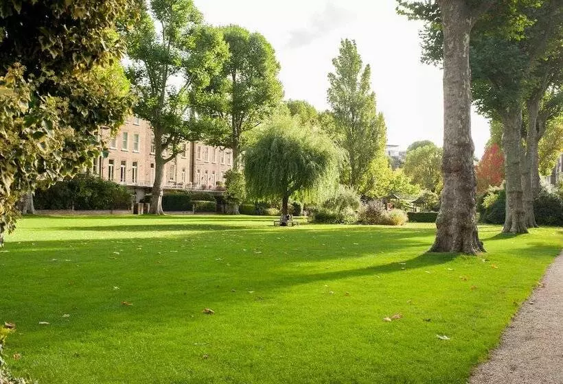 Europa House Apartments